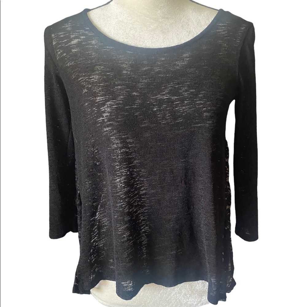 DAYTRIP-BLACK LACE TOP